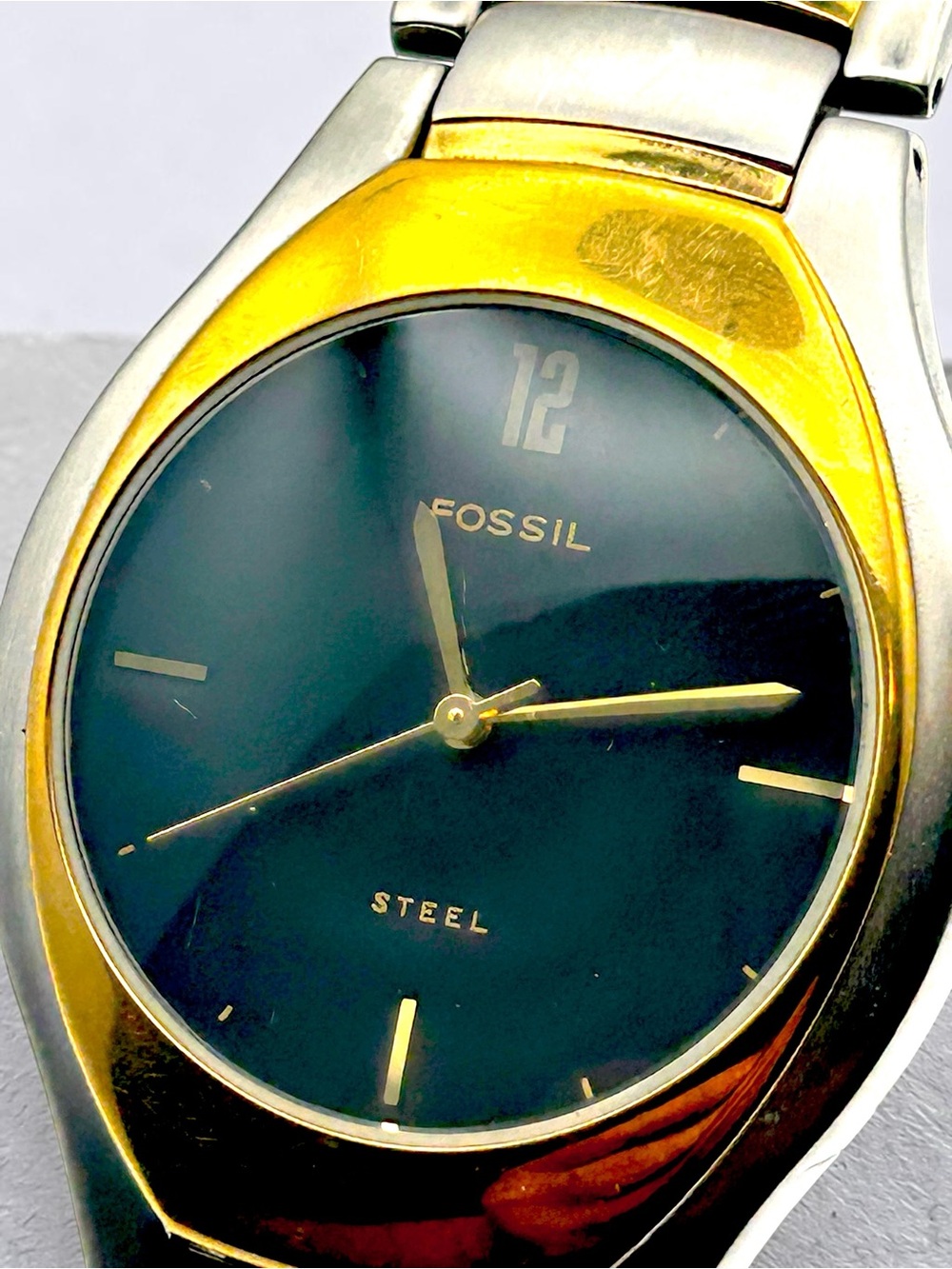 Fossil Steel FS2740 Mens Watch Black Dial Two Tone Gold Silver Bracelet Runs
